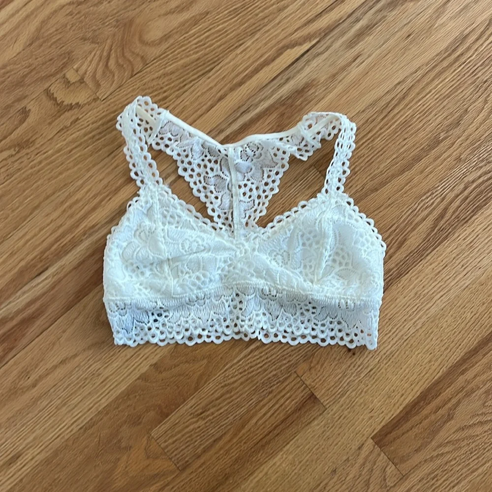 Aerie white lace bralette - Picture 1 of 2